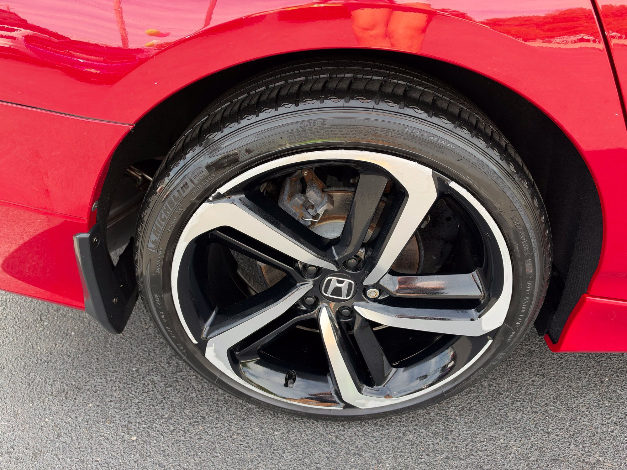 Used 2018 Honda Accord Sport image 8