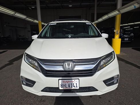 Used 2019 Honda Odyssey Elite image 2