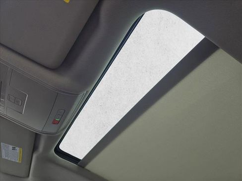 Used 2021 Volkswagen Atlas SE w/ Panoramic Sunroof Package FWD image 17