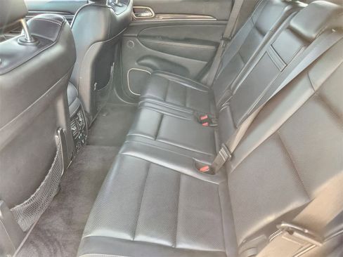 Used 2017 Jeep Grand Cherokee Overland w/ Jeep Active Safety Group image 25