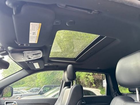 Used 2018 Jeep Grand Cherokee Limited w/ Trailer Tow Group IV AWD/4WD image 22