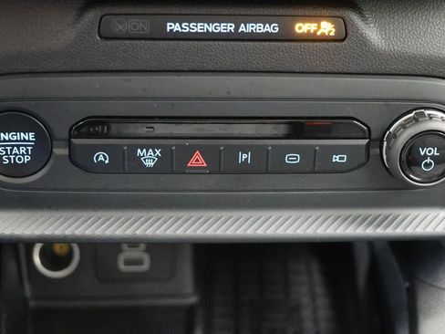 Used 2025 Ford Bronco Sport Badlands image 23