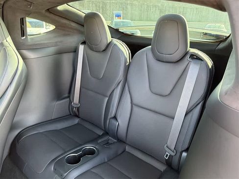 Used 2022 Tesla Model X Plaid image 31