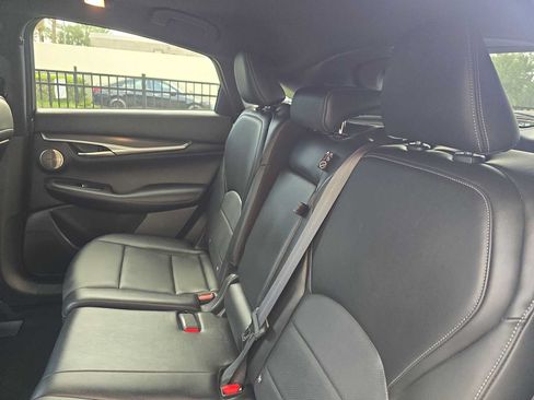 Used 2023 INFINITI QX55 Essential AWD/4WD image 12