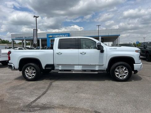New 2026 Chevrolet Silverado 2500 High Country w/ Technology Package AWD/4WD image 2