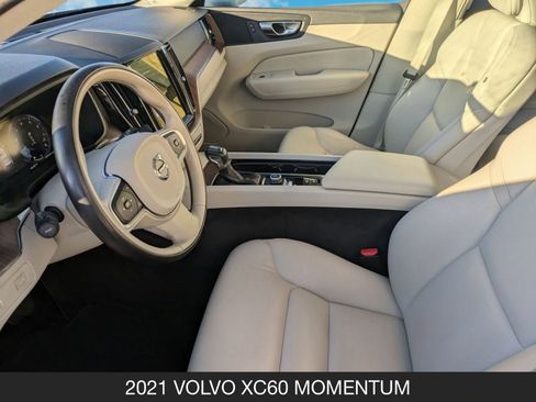 Used 2021 Volvo XC60 T5 Momentum image 14