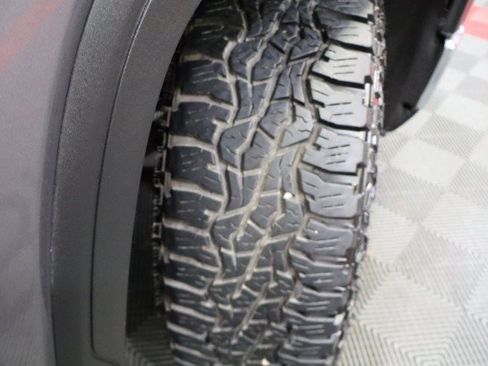 Used 2020 GMC Sierra 1500 SLT AWD/4WD image 81