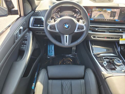 New 2026 BMW X7 M60i w/ Executive Package image 12