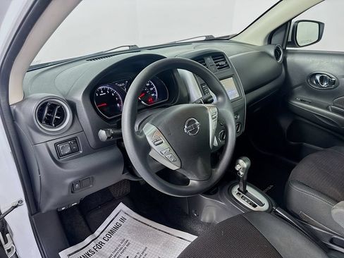 Used 2019 Nissan Versa SV FWD image 9
