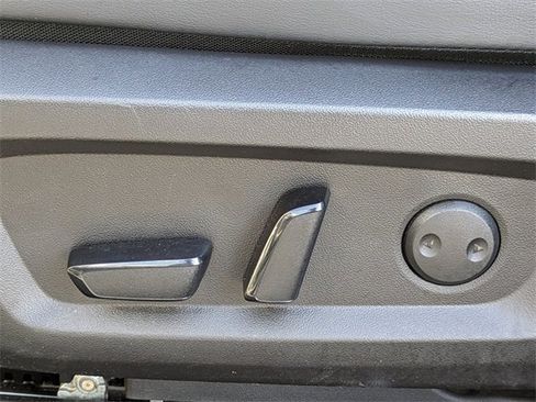 Used 2024 Mitsubishi Outlander SE image 22