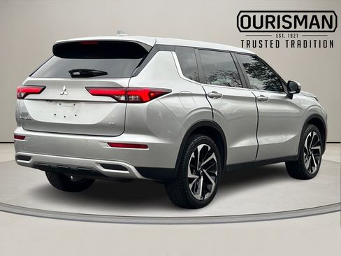 Used 2022 Mitsubishi Outlander SE image 5