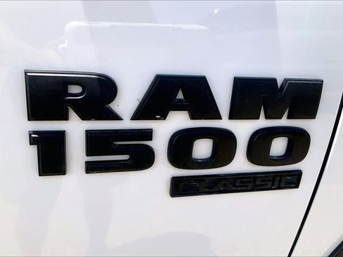Used 2024 RAM 1500 Warlock AWD/4WD image 9