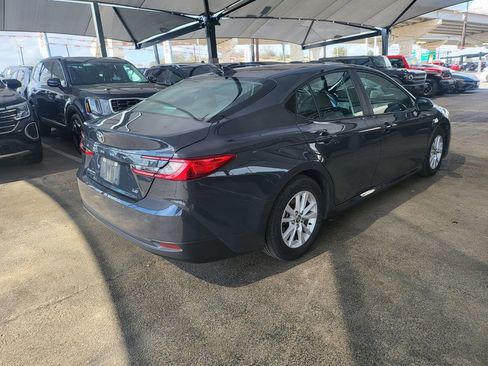 Used 2025 Toyota Camry LE image 4