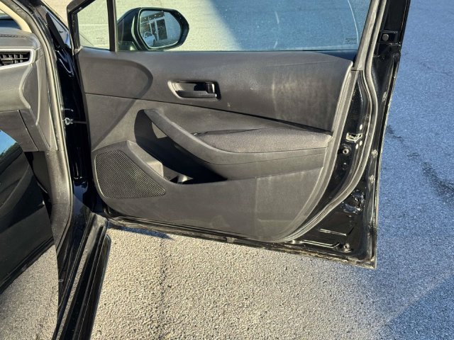 Used 2024 Toyota Corolla LE FWD image 10