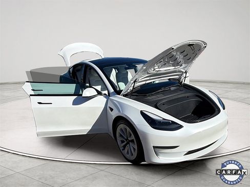 Used 2021 Tesla Model 3 Long Range image 22