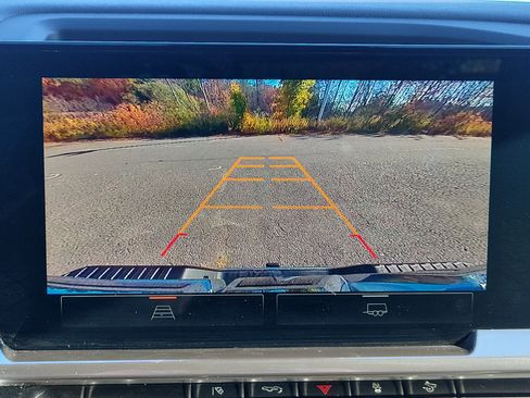 Used 2024 GMC Sierra 2500 SLE w/ SLE Value Package; image 26