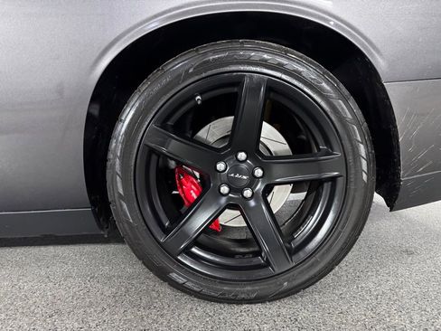 Used 2019 Dodge Challenger SRT Hellcat w/ Alcantara Appearance Package RWD image 17