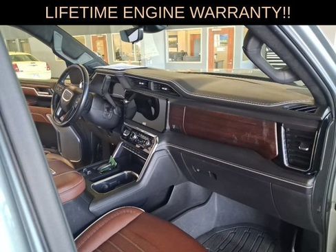 Used 2024 GMC Sierra 3500 Denali Ultimate image 37