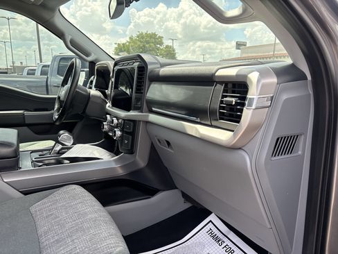 Used 2023 Ford F150 Lightning XLT AWD/4WD image 24