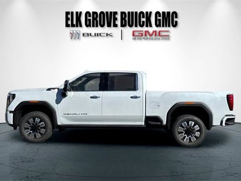 New 2026 GMC Sierra 3500 Denali w/ Denali Reserve Package image 7