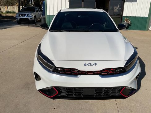 Used 2024 Kia Forte GT w/ GT2 Package image 4