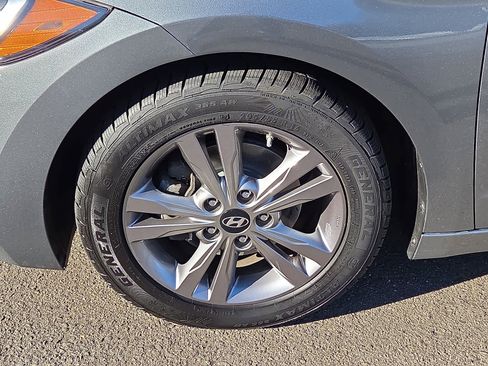 Used 2018 Hyundai Elantra Value Edition image 9