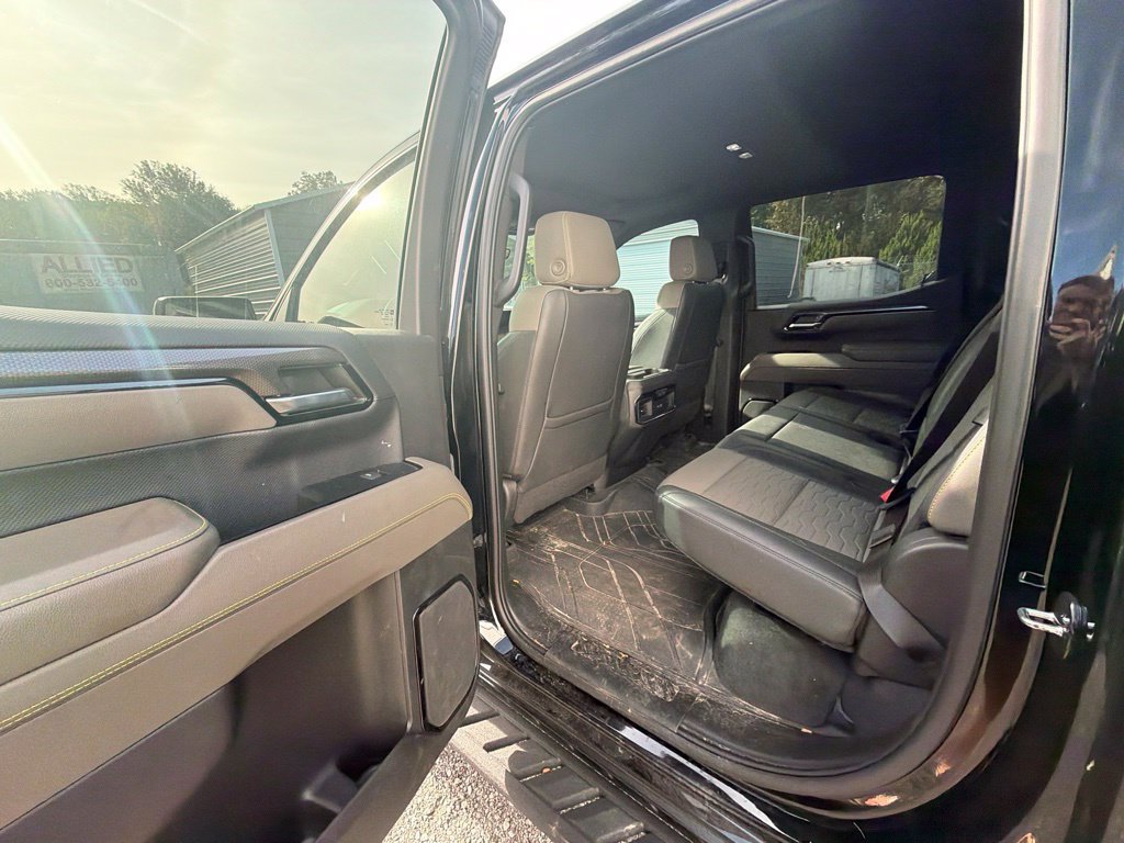 Used 2023 Chevrolet Silverado 1500 ZR2 w/ Technology Package AWD/4WD image 13