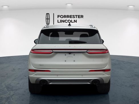 Used 2022 Lincoln Corsair AWD w/ Equipment Group 101A image 4