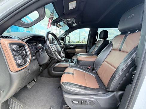 Used 2020 Chevrolet Silverado 2500 High Country w/ Z71 Off-Road Package AWD/4WD image 21
