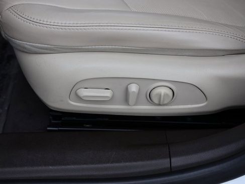 Used 2019 Buick LaCrosse Essence w/ Sights and Sounds Package image 20