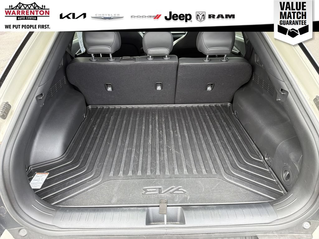 Used 2024 Kia EV6 Light AWD/4WD image 7