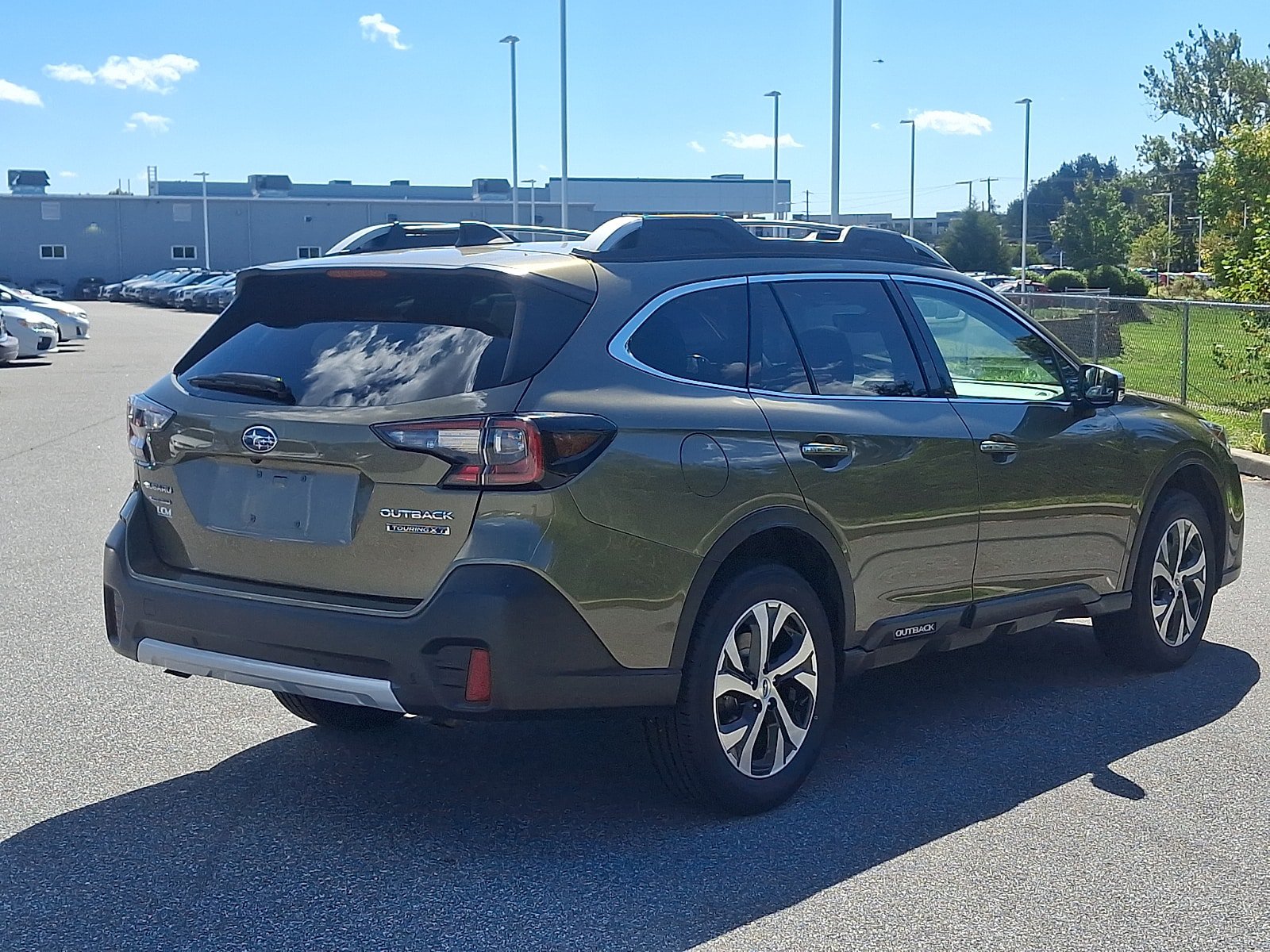 Used 2022 Subaru Outback Touring XT AWD/4WD image 4