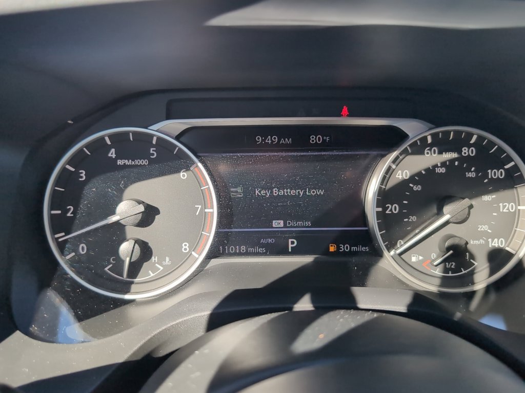 Used 2023 Nissan Rogue S AWD/4WD image 2
