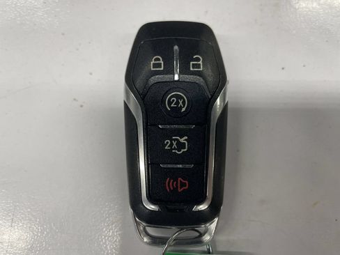 Used 2017 Ford Explorer Limited AWD/4WD image 22