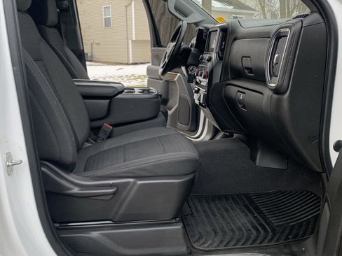 Used 2023 Chevrolet Silverado 2500 LT image 24