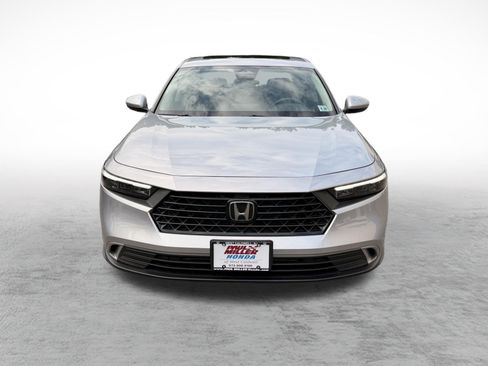 Used 2024 Honda Accord EX image 2