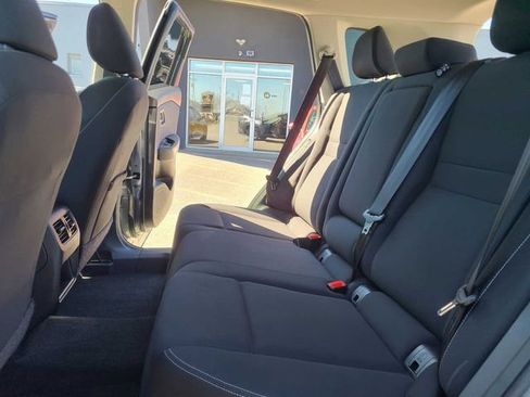 Used 2023 Nissan Rogue S AWD/4WD image 23