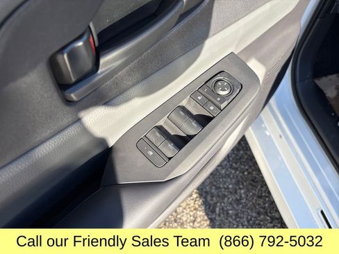 New 2026 Toyota Prius LE image 12