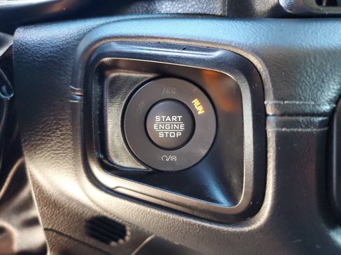 Used 2024 Jeep Wrangler Unlimited Rubicon AWD/4WD image 24