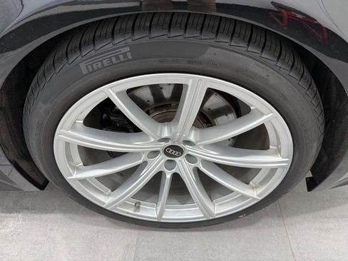 Used 2022 Audi RS 6 AWD/4WD image 5