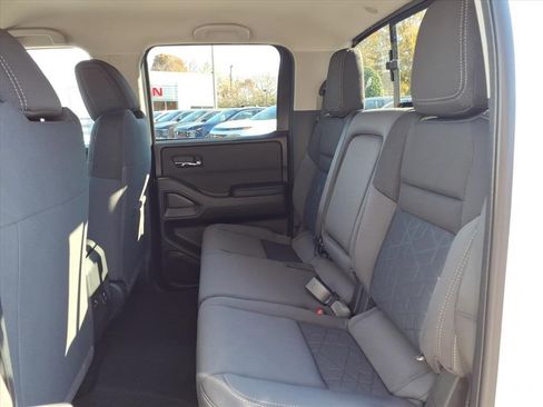 New 2026 Nissan Frontier SV w/ SV Convenience Package image 15