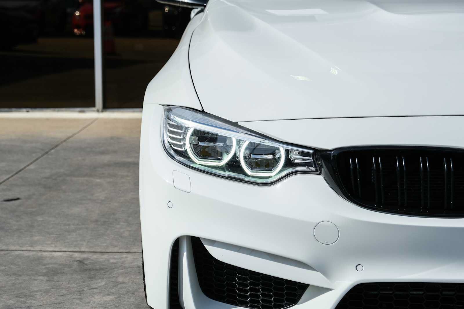 Used 2015 BMW M4 Coupe RWD image 5