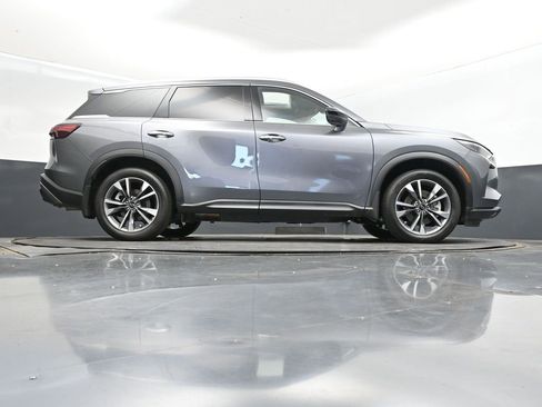 Certified 2025 INFINITI QX60 Luxe image 45