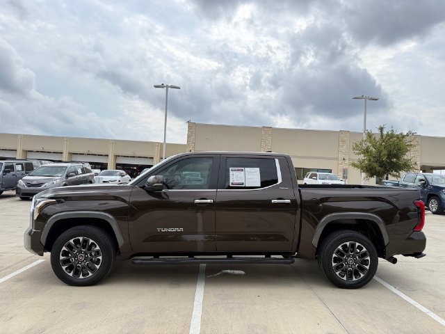 Used 2024 Toyota Tundra Limited w/ Power Package AWD/4WD image 10