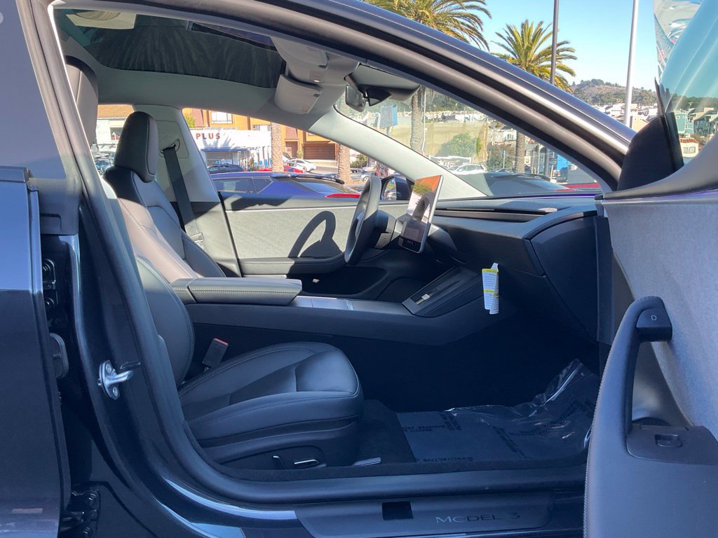 Used 2025 Tesla Model 3 Long Range RWD image 60