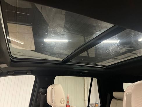 Certified 2021 Cadillac Escalade Sport w/ Driver Assist Tech Package image 29