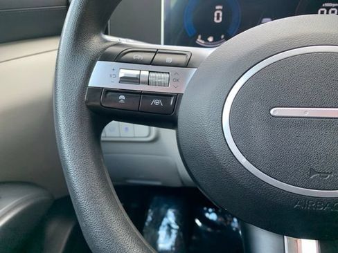 Certified 2025 Hyundai Tucson SEL FWD image 22
