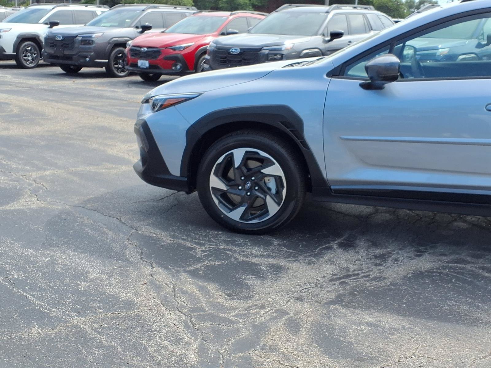New 2026 Subaru Crosstrek 2.5i Limited w/ Crosstrek Mirror Package AWD/4WD image 18