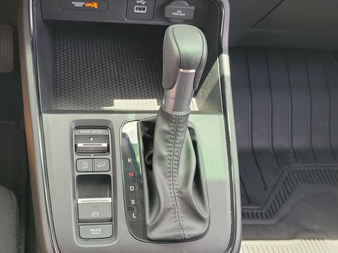 Used 2025 Honda CR-V LX image 24