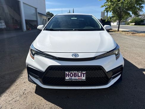 Used 2020 Toyota Corolla SE w/ Carpet Mat Package (TMS) image 8